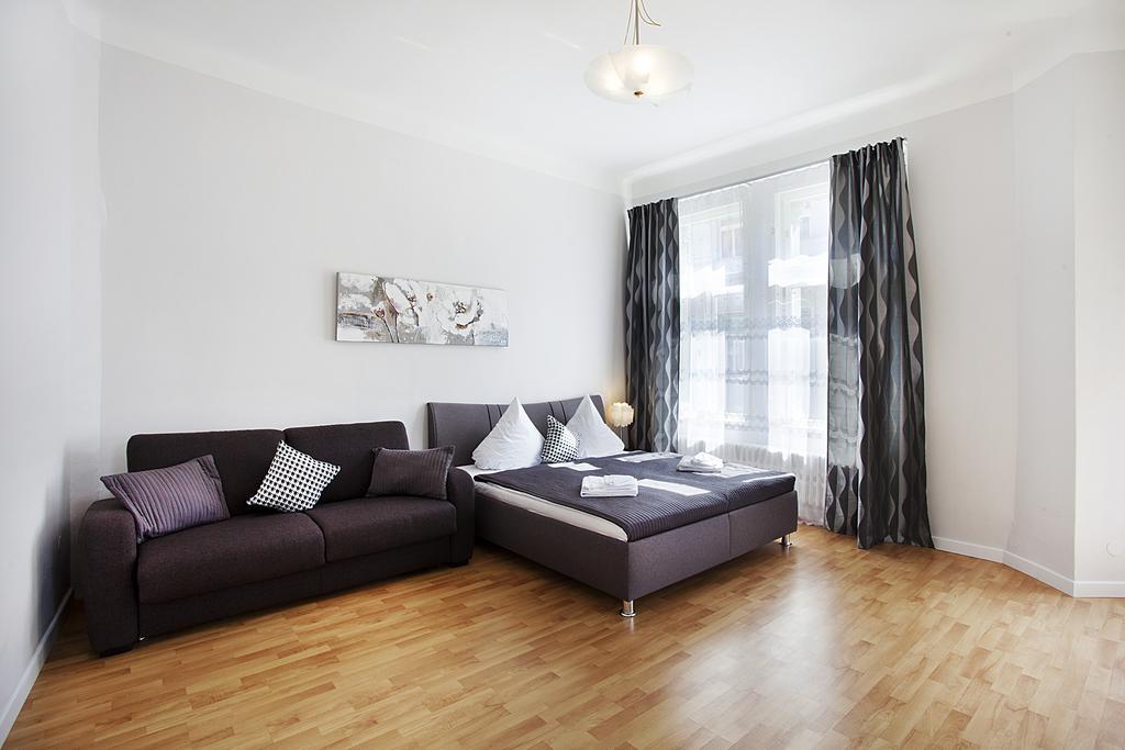 Apartment Spacious Ruterra 3bdr Flat Prag